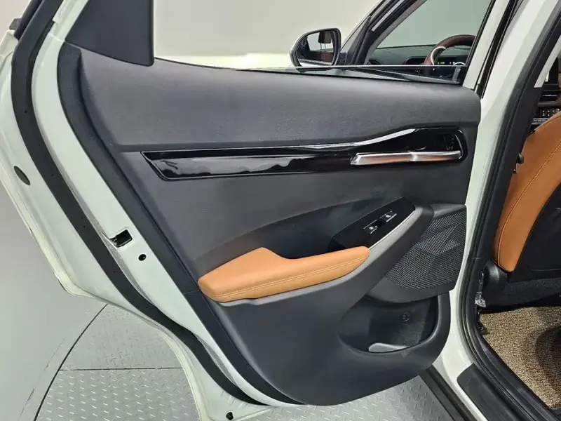 2025 Kia Seltos с пробегом 6 546 км