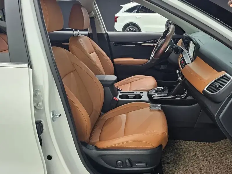 2025 Kia Seltos с пробегом 6 546 км