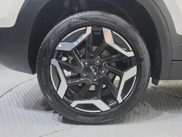 2024 Kia Seltos с пробегом 28 547 км