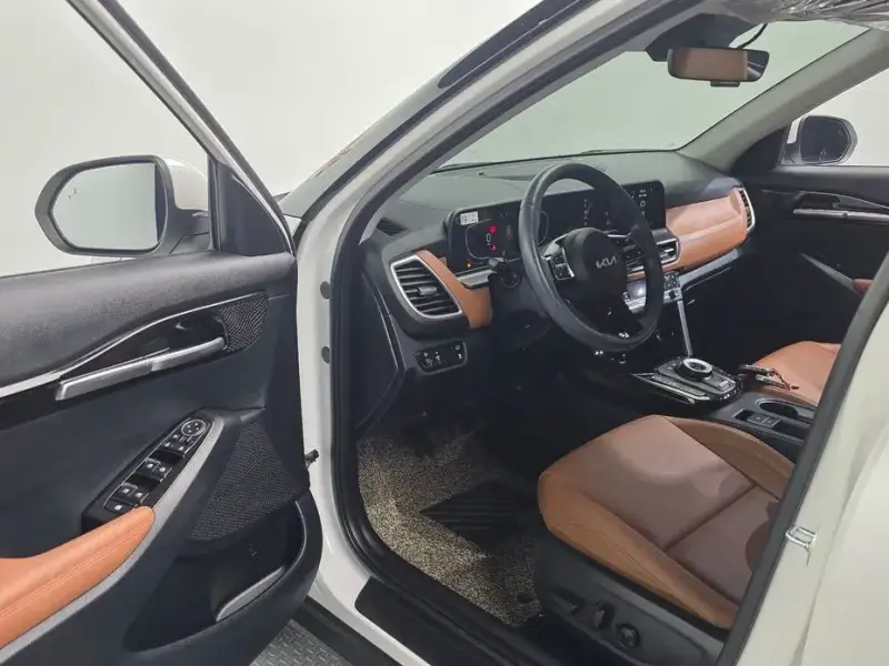 2024 Kia Seltos с пробегом 28 547 км