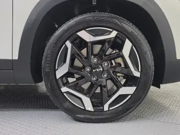2024 Kia Seltos с пробегом 28 547 км