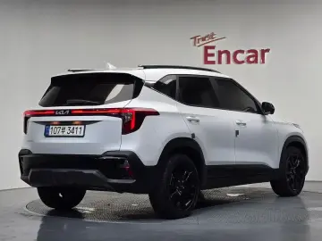 2022 Kia Seltos с пробегом 27 048 км