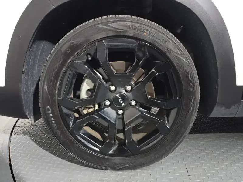 2022 Kia Seltos с пробегом 27 048 км