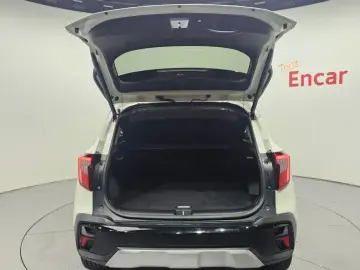 2024 Kia Seltos с пробегом 15 930 км