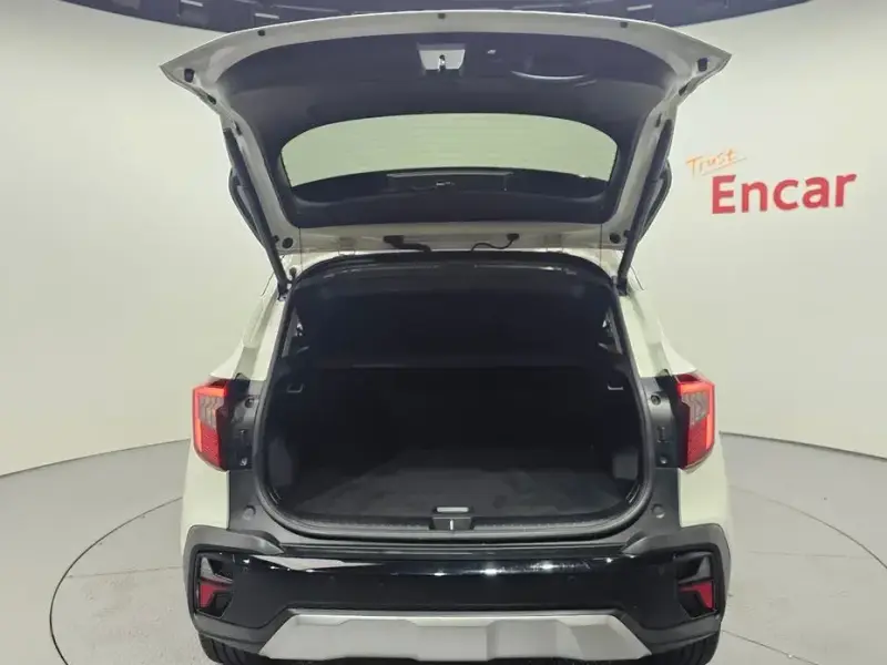 2024 Kia Seltos с пробегом 15 930 км
