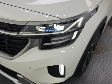 2024 Kia Seltos с пробегом 15 930 км