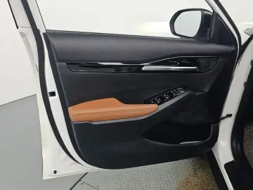 2024 Kia Seltos с пробегом 15 930 км