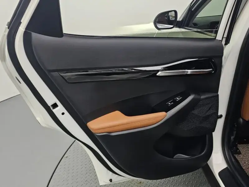 2024 Kia Seltos с пробегом 15 930 км