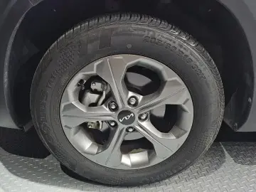 2024 Kia Seltos с пробегом 21 533 км