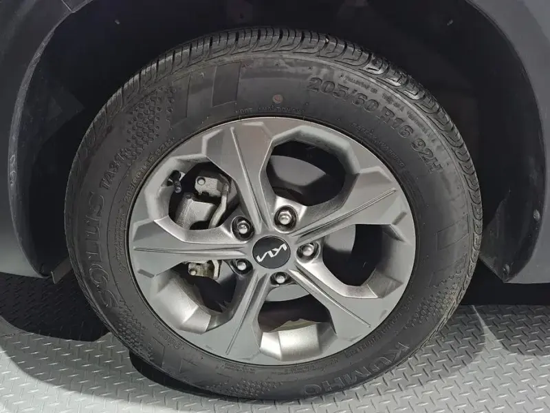 2024 Kia Seltos с пробегом 21 533 км