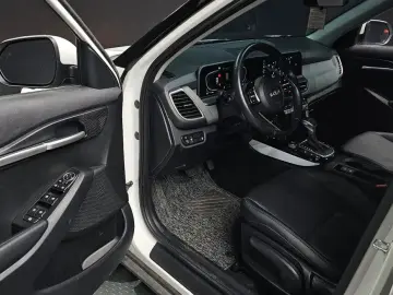 2024 Kia Seltos с пробегом 21 533 км