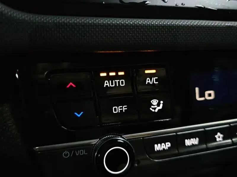 2024 Kia Seltos с пробегом 21 533 км