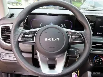 2023 Kia Seltos с пробегом 87 784 км
