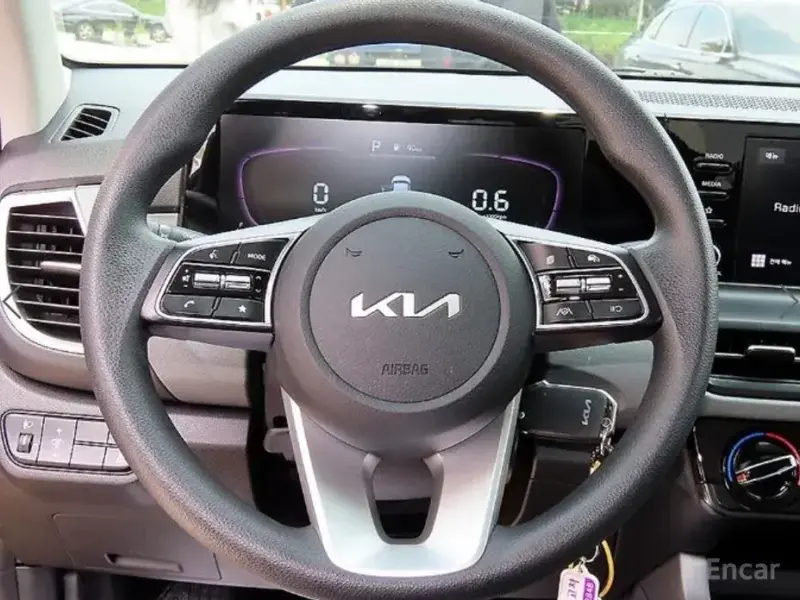 2023 Kia Seltos с пробегом 87 784 км