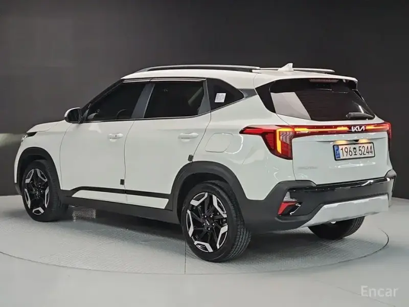 2023 Kia Seltos с пробегом 21 519 км