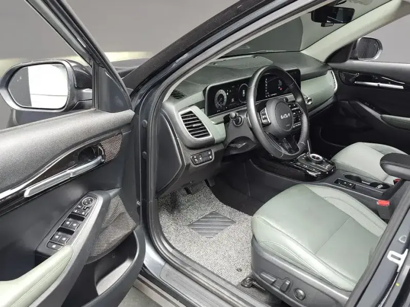 2022 Kia Seltos с пробегом 14 836 км