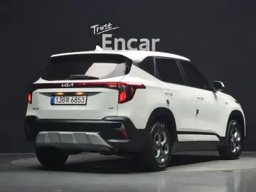 2024 Kia Seltos с пробегом 40 916 км