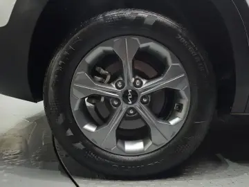 2024 Kia Seltos с пробегом 40 916 км