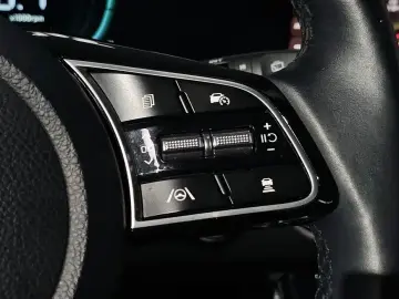2024 Kia Seltos с пробегом 40 916 км