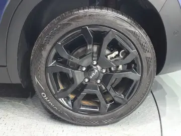 2024 Kia Seltos с пробегом 19 007 км