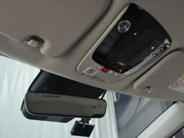 2023 Kia EV6 с пробегом 42 427 км
