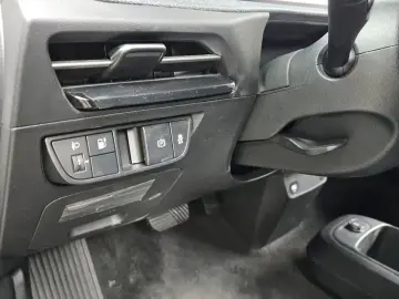 2023 Kia EV6 с пробегом 14 642 км