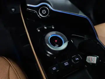 2023 Kia EV6 с пробегом 50 447 км