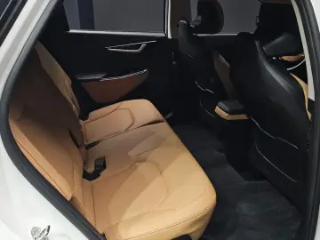 2023 Kia EV6 с пробегом 50 447 км