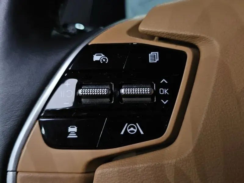 2023 Kia EV6 с пробегом 50 447 км