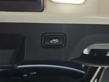 2023 Kia EV6 с пробегом 50 447 км