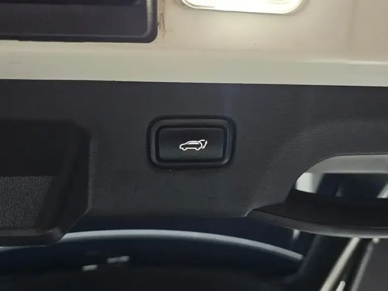 2023 Kia EV6 с пробегом 50 447 км