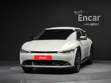 2023 Kia EV6 с пробегом 14 380 км