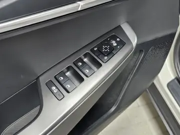 2023 Kia EV6 с пробегом 14 380 км