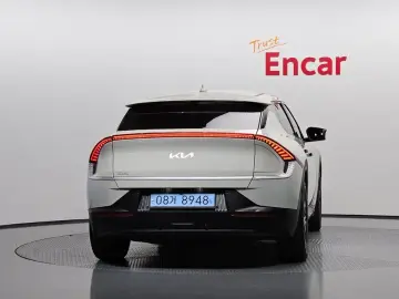 2023 Kia EV6 с пробегом 16 683 км