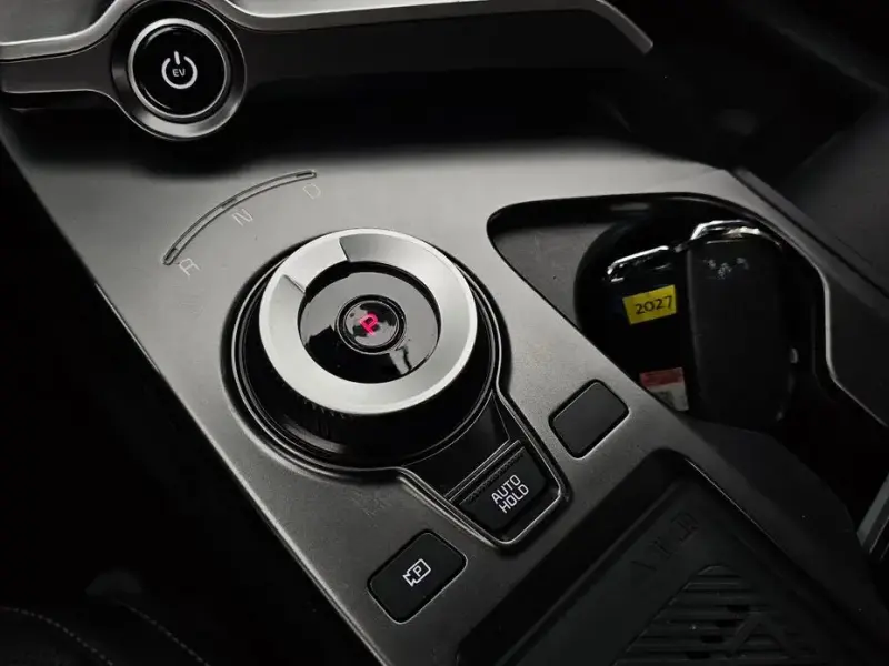 2023 Kia EV6 с пробегом 16 683 км