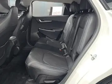 2023 Kia EV6 с пробегом 16 683 км