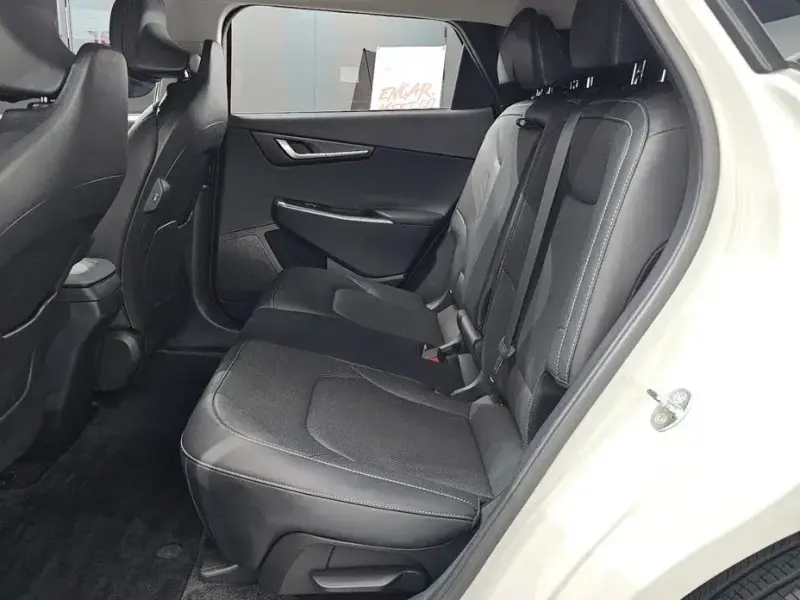 2023 Kia EV6 с пробегом 16 683 км