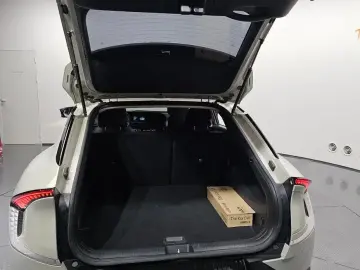 2023 Kia EV6 с пробегом 16 683 км