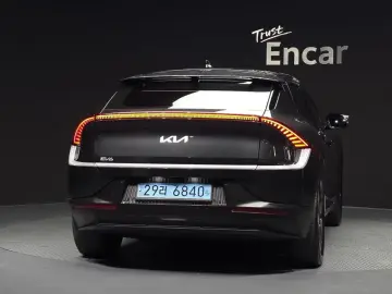2022 Kia EV6 с пробегом 68 007 км