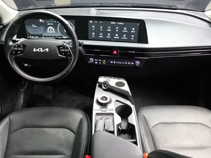 2022 Kia EV6 с пробегом 68 007 км