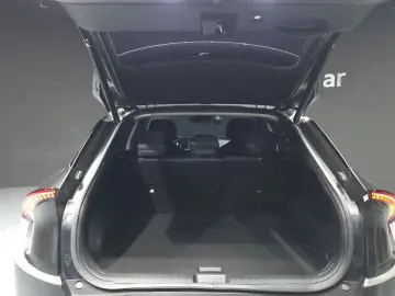 2022 Kia EV6 с пробегом 68 007 км