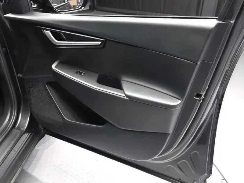 2022 Kia EV6 с пробегом 68 007 км