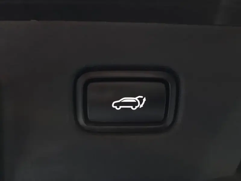 2022 Kia EV6 с пробегом 68 007 км