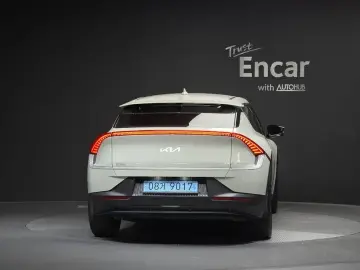 2023 Kia EV6 с пробегом 24 725 км
