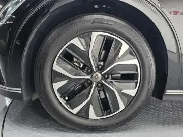2022 Kia EV6 с пробегом 83 545 км