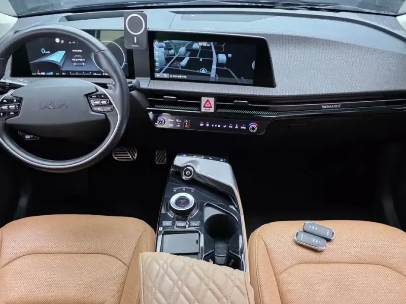2022 Kia EV6 с пробегом 83 545 км
