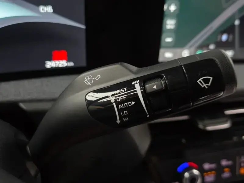 2023 Kia EV6 с пробегом 24 725 км