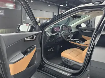 2022 Kia EV6 с пробегом 83 545 км