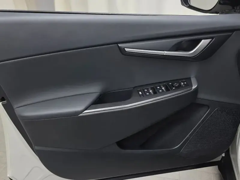 2023 Kia EV6 с пробегом 24 725 км