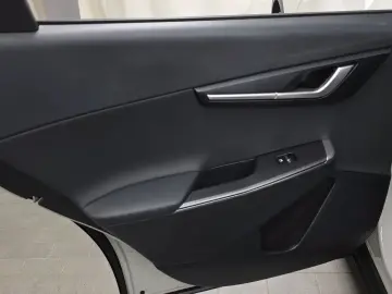 2023 Kia EV6 с пробегом 24 725 км
